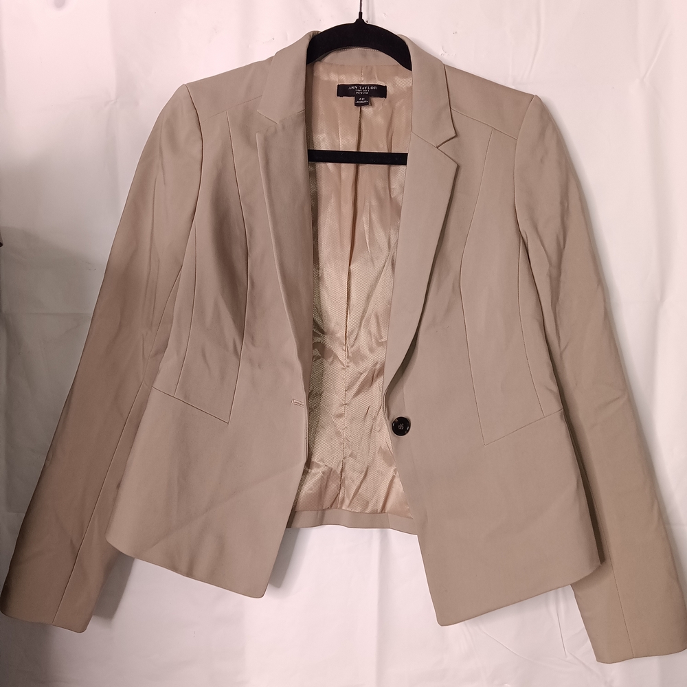 Ann Taylor Tan Blazer Classic Notched Lapel